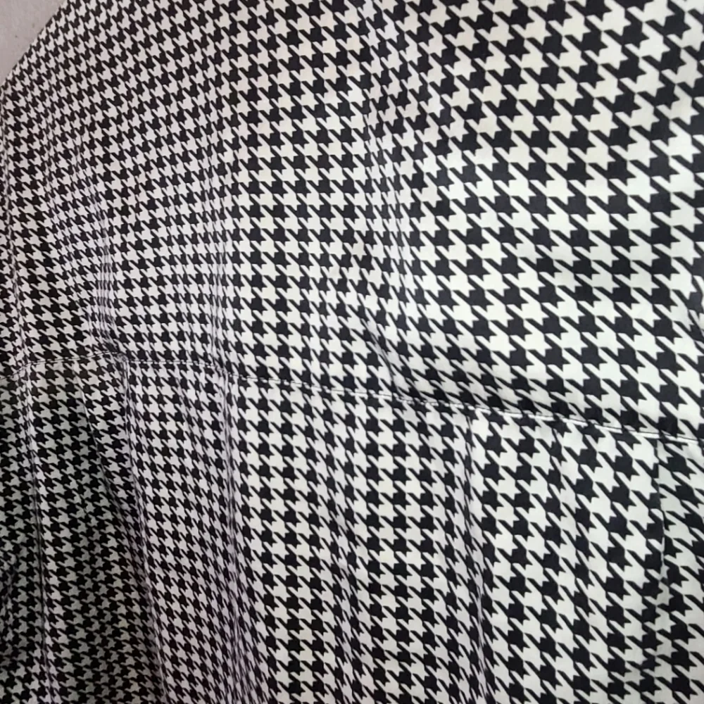 Vintage Houndstooth Silk Blouse Button Down Linda Hutton - Picture 4 of 6